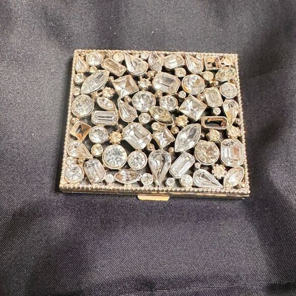 Vintage 1950s Marhill Diamanté Rhinestone Powder Compact - Picture 1 of 10